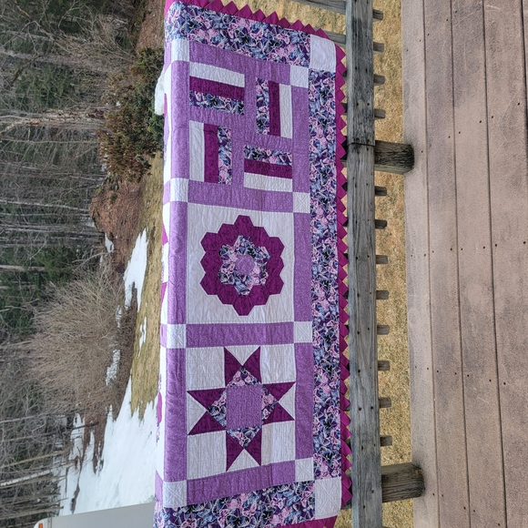 Handmade purple and white butterfly patchwork lap quilt - Picture 3 of 10